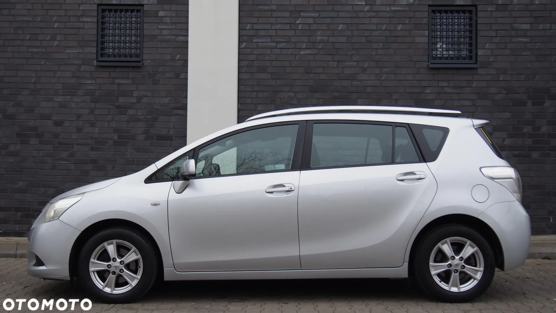 Toyota Verso 1.8 Sol plus 7os - 4