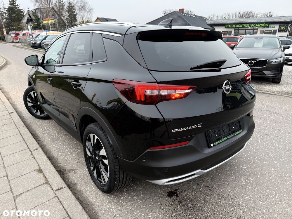 Opel Grandland X 1.2 Start/Stop Business Elegance - 4