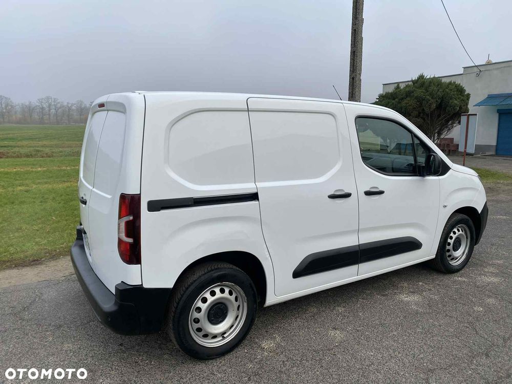 Citroën BERLINGO * 1.5 BleuHDI 130KM * AUTOMAT * - 31