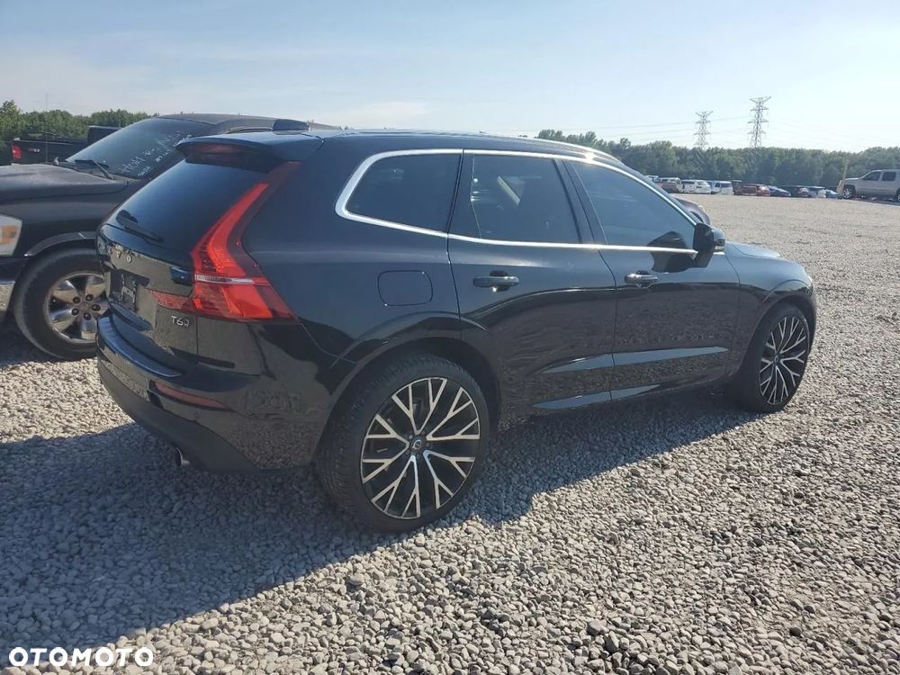 Volvo XC 60 T6 AWD Momentum - 4
