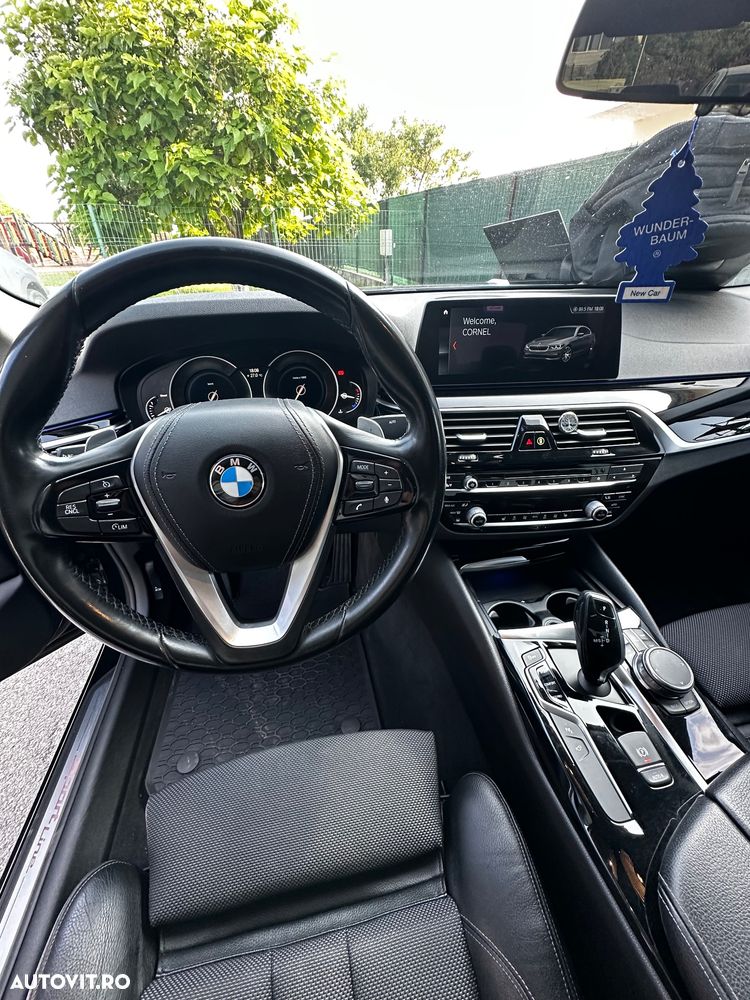 BMW Seria 5 520d xDrive Aut. Sport Line - 9