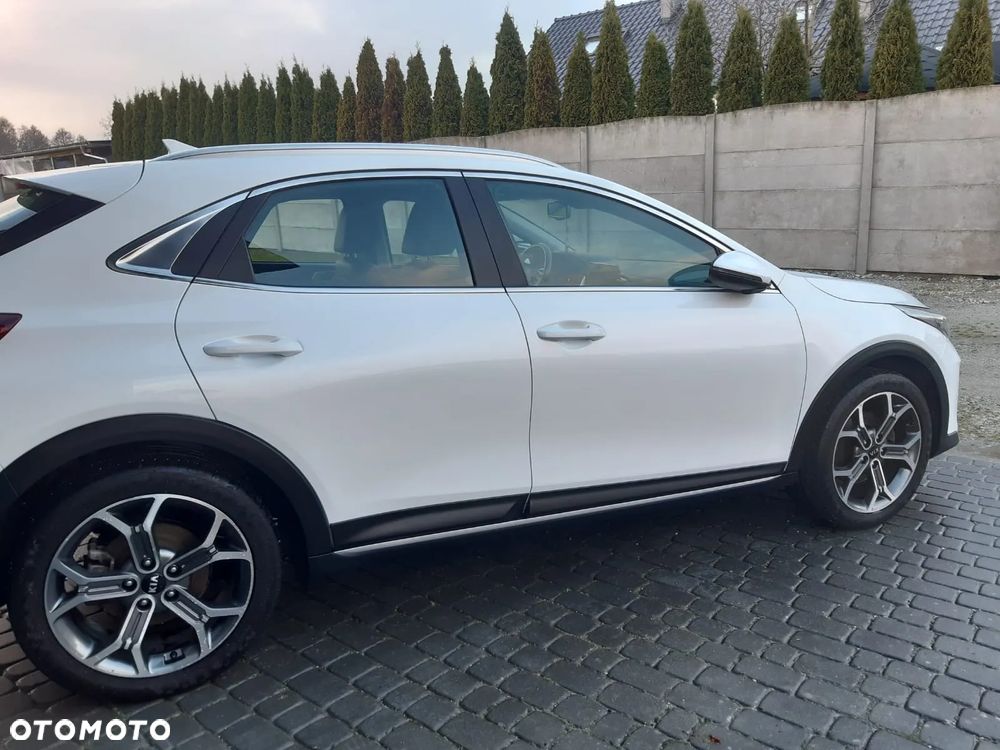 Kia XCeed 1.0 T-GDI L - 2