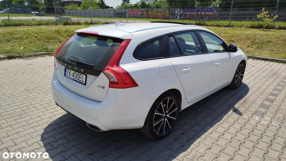 Volvo V60 D5 Geartronic Summum - 5