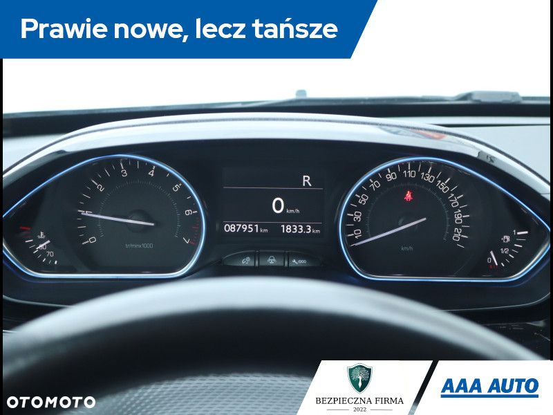 Peugeot 2008 - 12