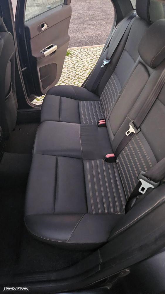 Volvo S40 1.6 D Drive - 11