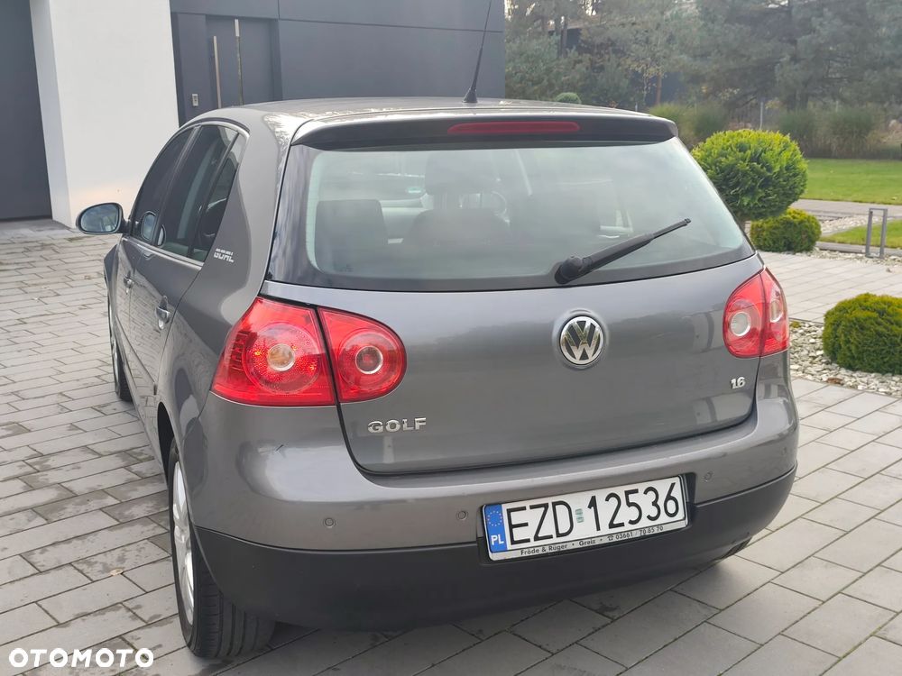 Volkswagen Golf 1.6 Goal - 10