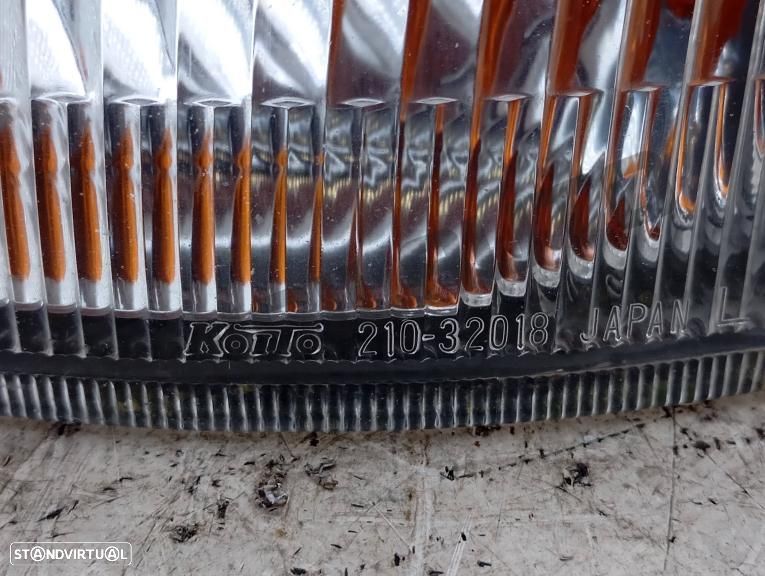 Farolim De Pisca Frente Esquerdo 210-32018 Suzuki Baleno I [199 - 3