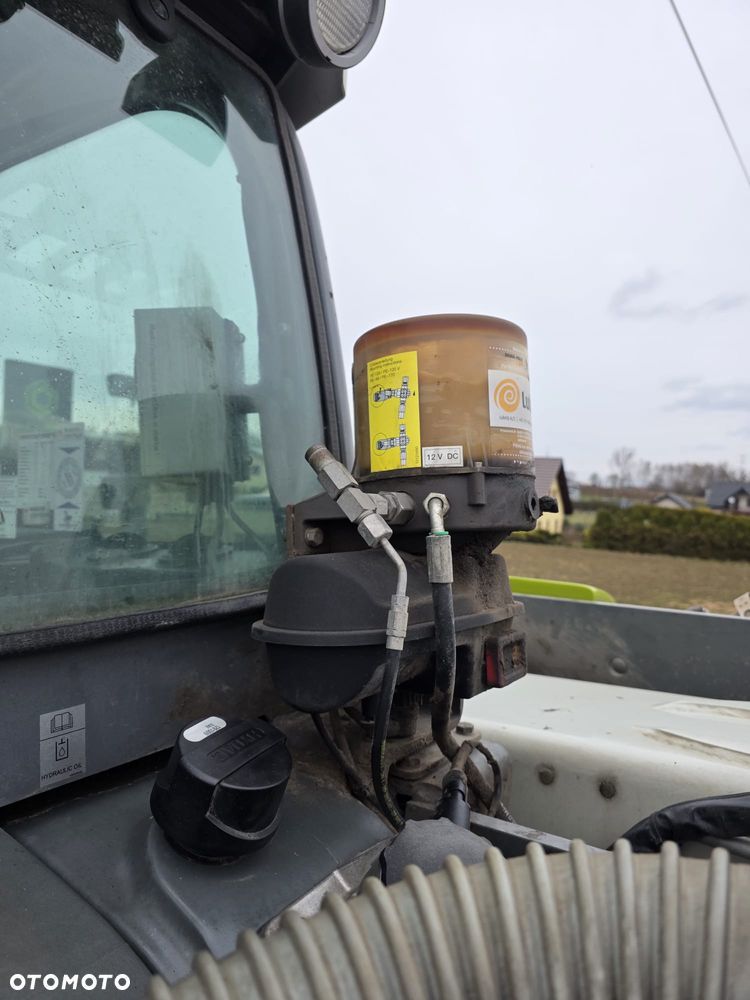 Claas Scorpion 7055 - 18