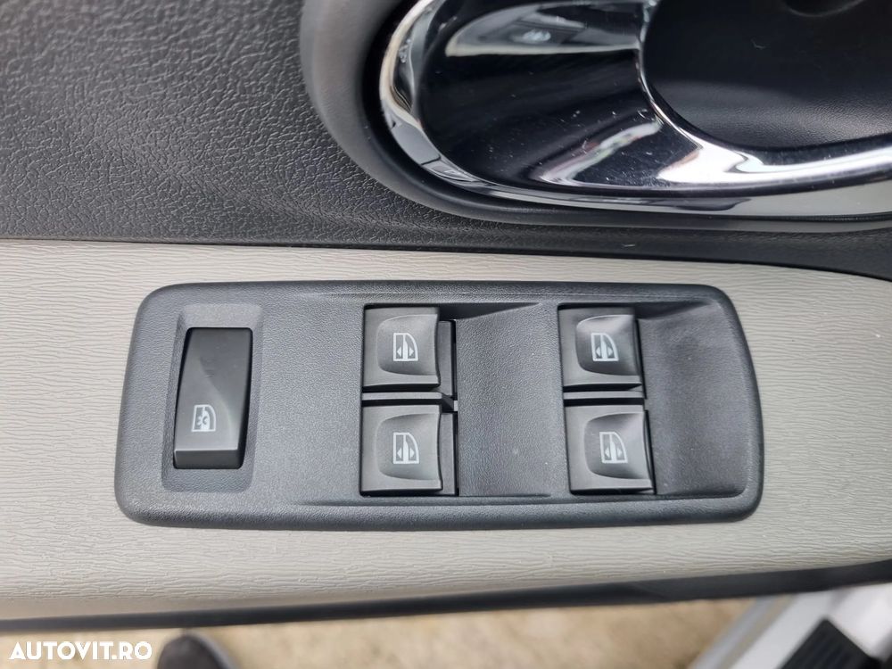 Dacia Lodgy dCi 110 Prestige - 20