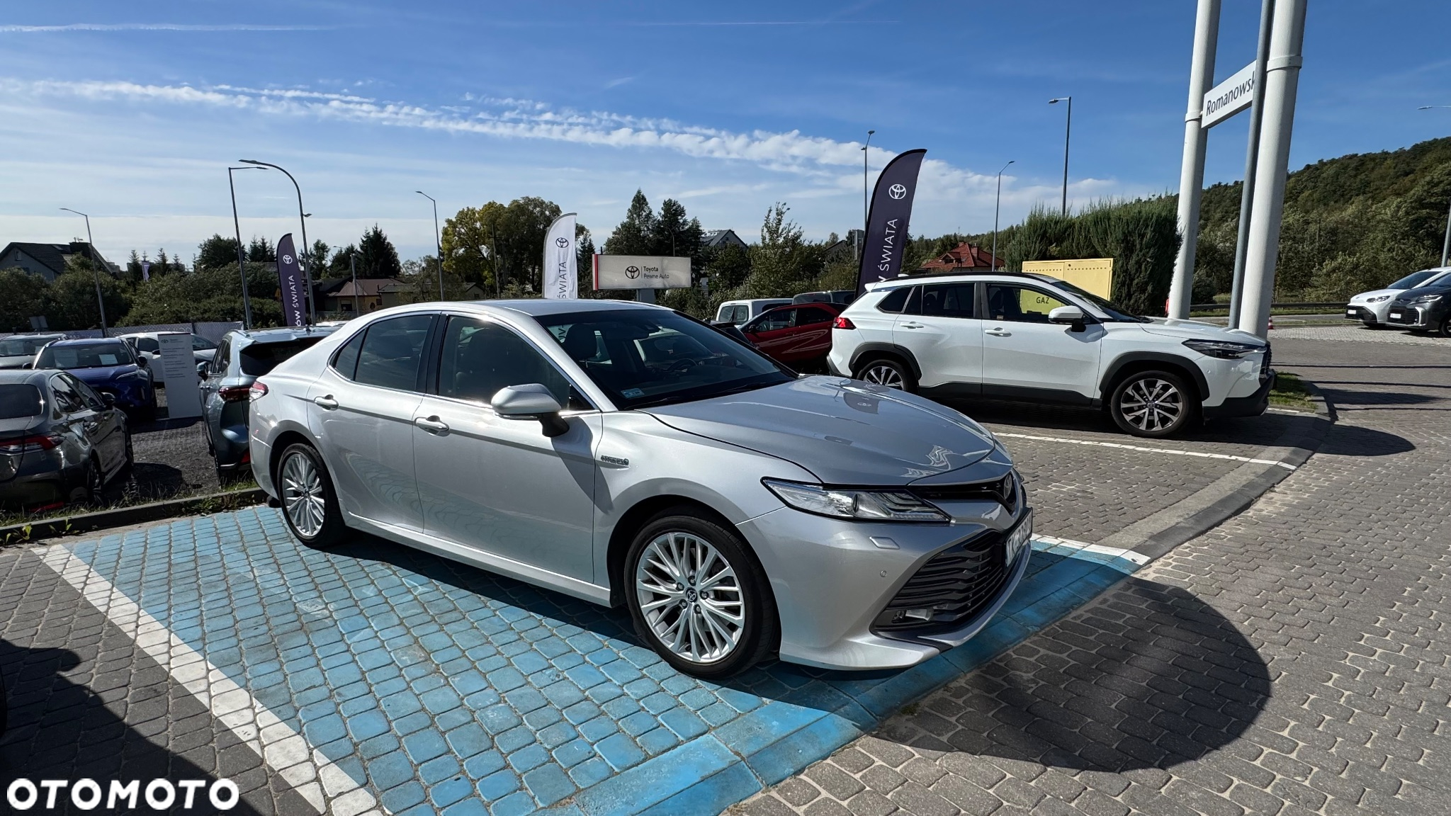 Toyota Camry 2.5 Hybrid Executive CVT - 2