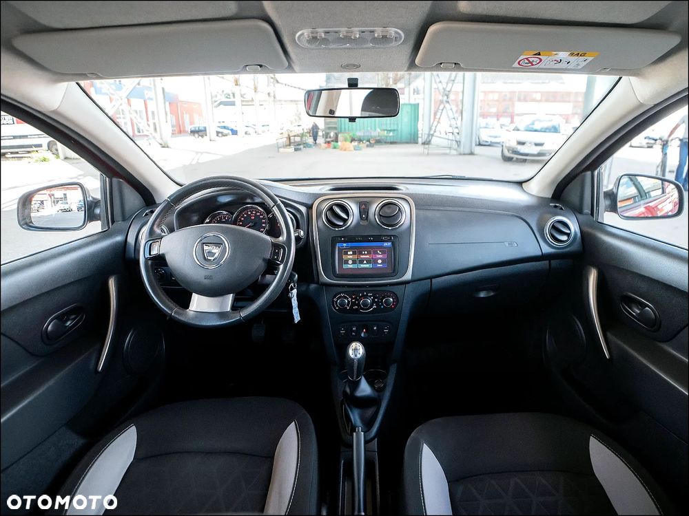 Dacia Sandero Stepway TCe 90 Prestige - 27