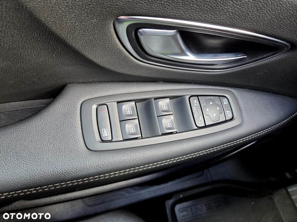 Renault Grand Scenic ENERGY TCe 140 BOSE EDITION - 23