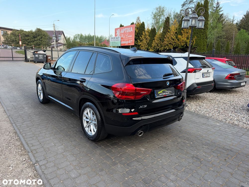 BMW X3 xDrive20i sport - 33