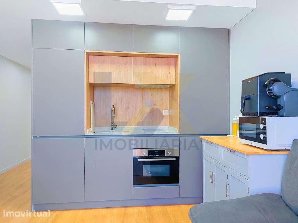 Excelente Apartamento T0+1 para Morar ou Investir no Centro de Aveiro! - Grande imagem: 5/15