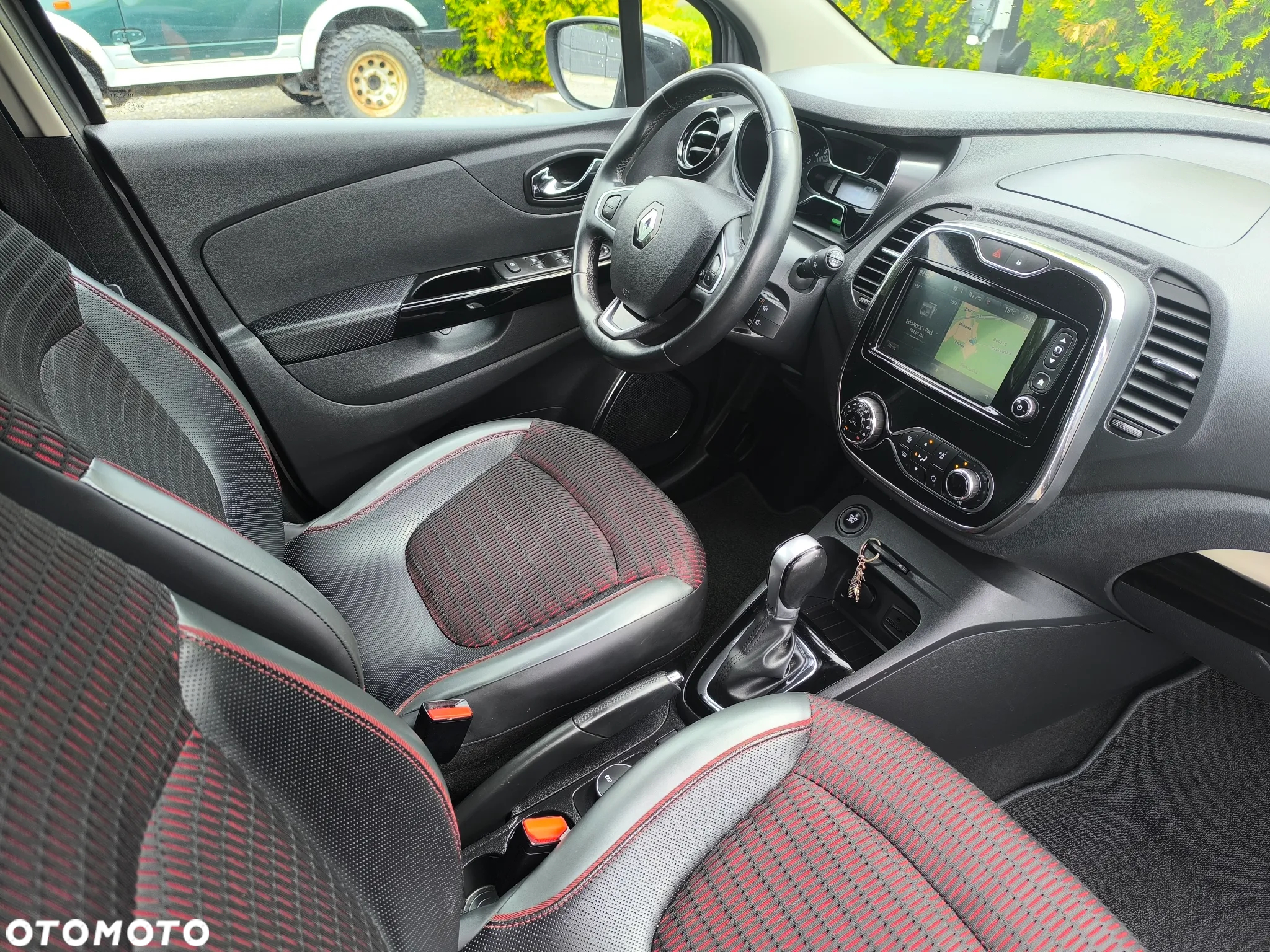 Renault Captur 1.2 Energy TCe XMOD EDC EU6 - 23