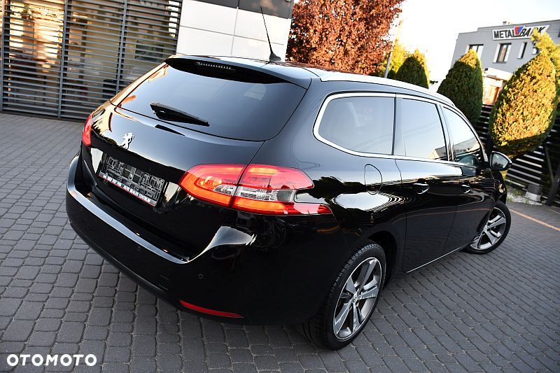 Peugeot 308 BlueHDi 150 Stop & Start Allure - 4