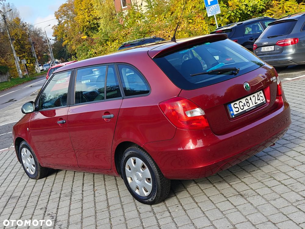 Skoda Fabia 1.4 16V Style - 14