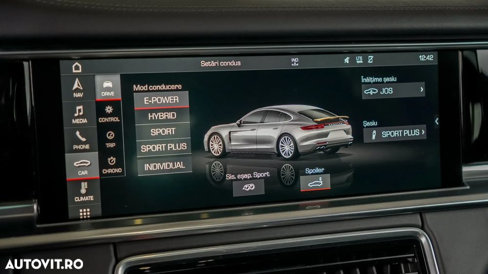 Porsche Panamera 4 E-Hybrid - 14