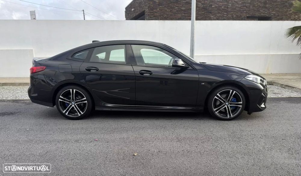 BMW 218 Gran Coupé i Pack Desportivo M - 4