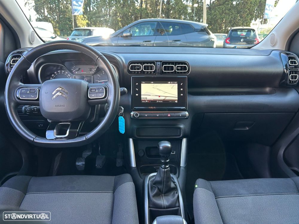 Citroën C3 Aircross 1.2 PureTech Shine Pack - 24