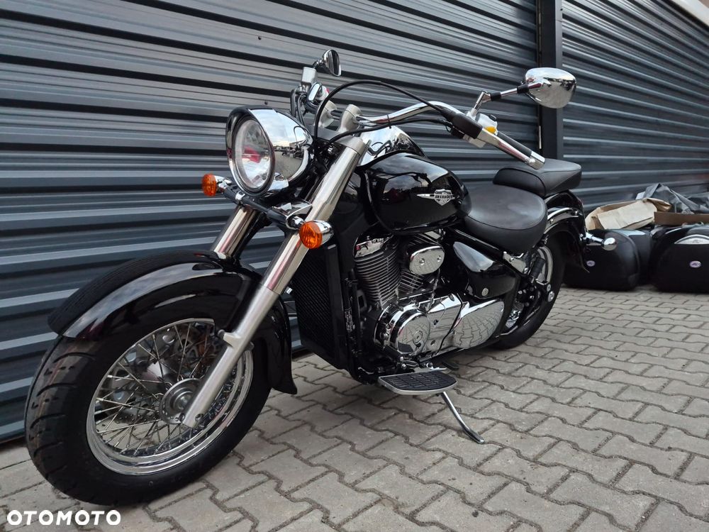 Suzuki Intruder - 25