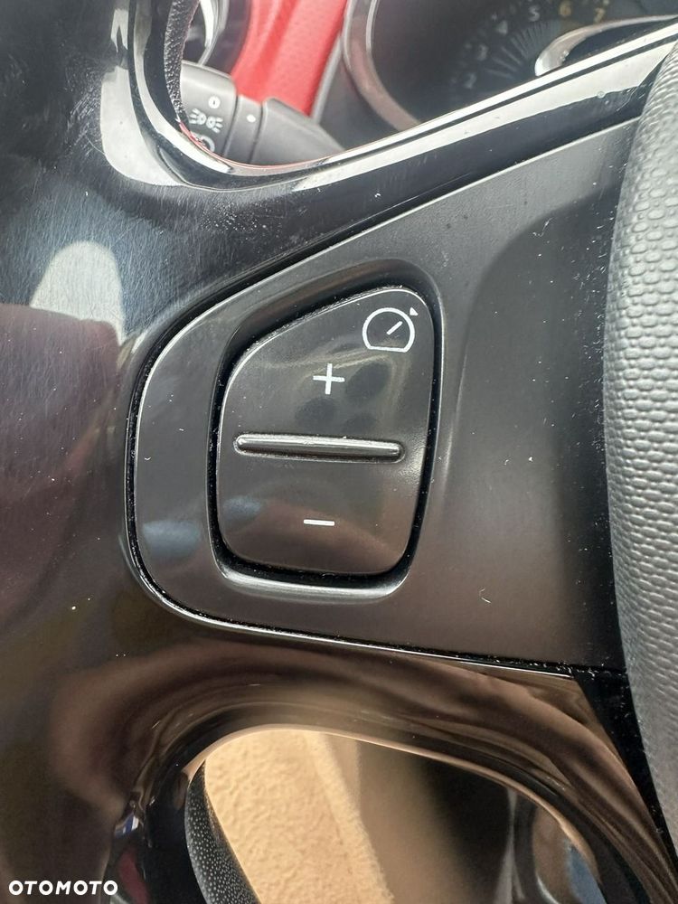Renault Clio - 17