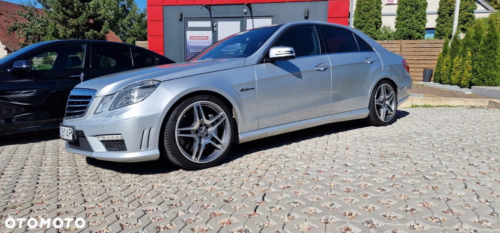 Mercedes-Benz Klasa E 63 AMG - 2