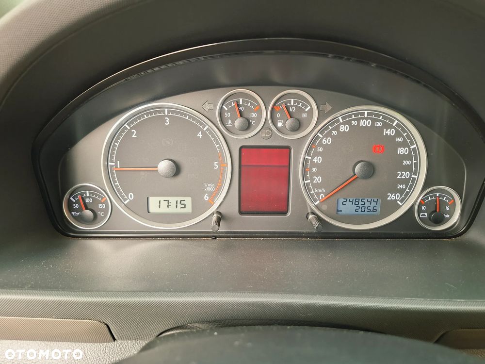 Volkswagen Sharan 2.0 TDI Highline - 19