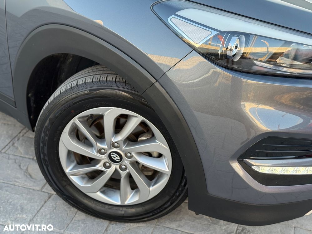 Hyundai Tucson blue 1.7 CRDi 2WD DCT Style - 16