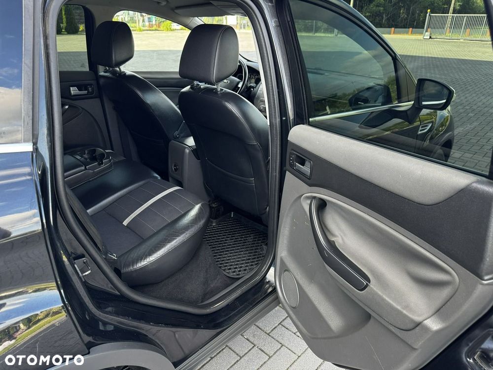 Ford Kuga 2.0 TDCi 2x4 Champions Edition - 11