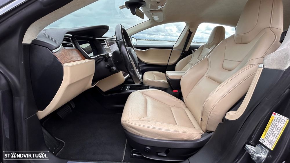 Tesla Model S Dual Motor AWD - 13