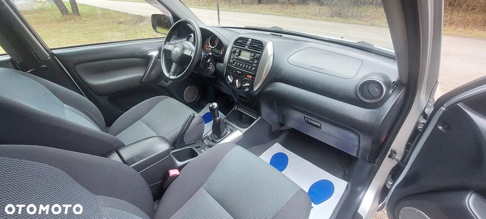 Toyota RAV4 4x2 Edition - 29