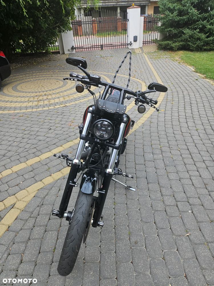Harley-Davidson Softail Blackline - 3