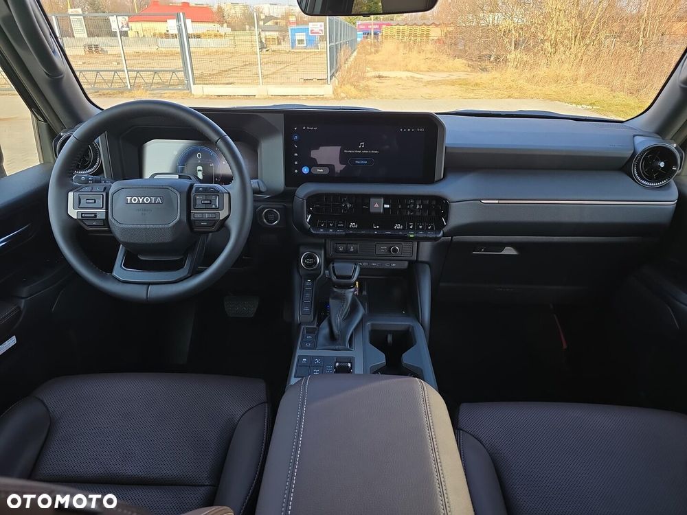 Toyota Land Cruiser LC 2.8 D-4D Invincible - 8