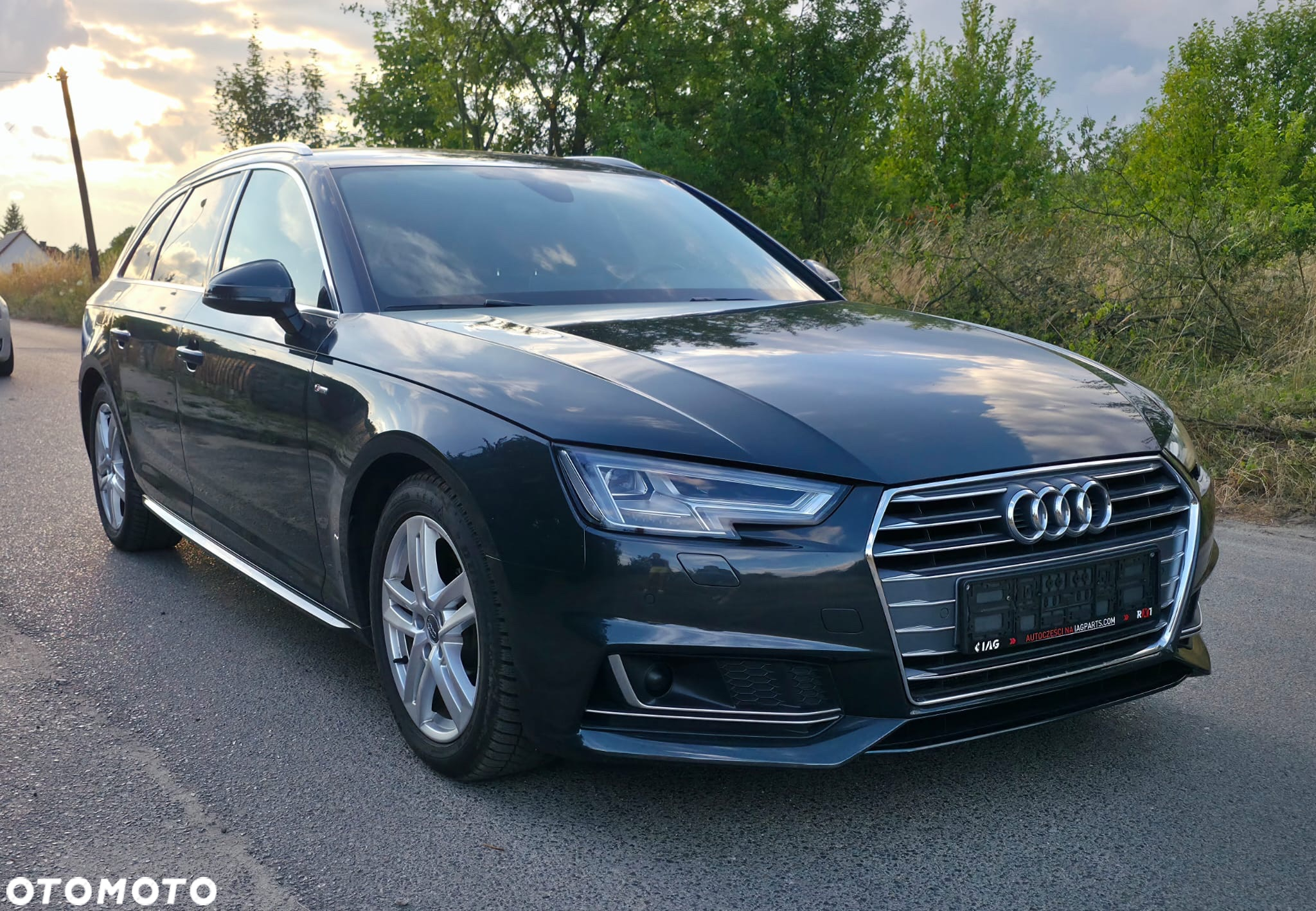 Audi A4 Avant 2.0 TDI S tronic - 4
