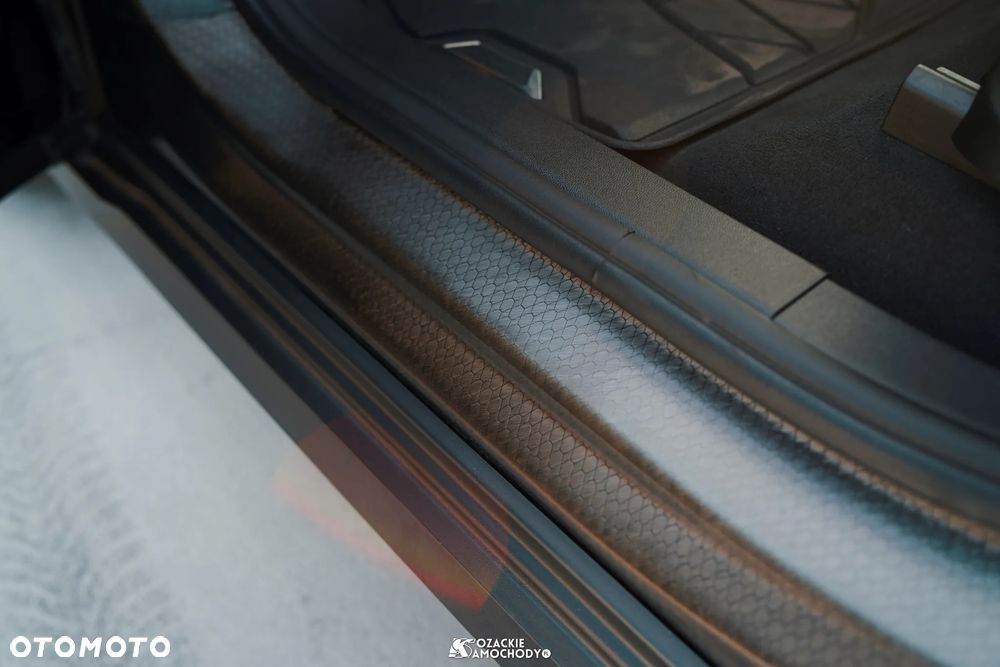 BMW iX - 35