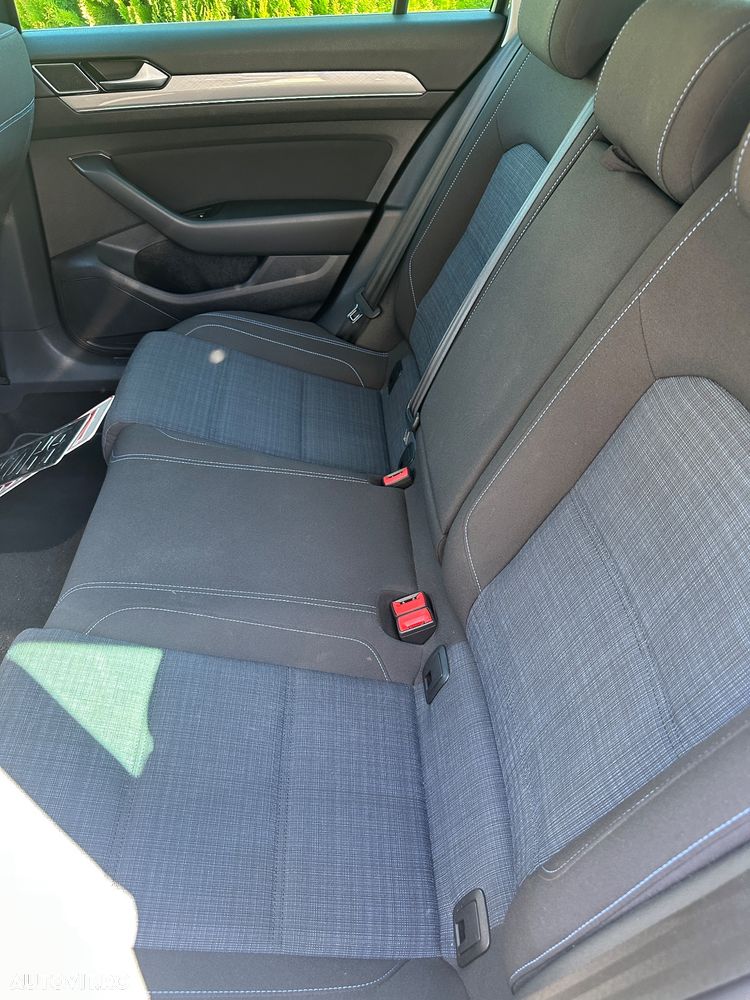 Volkswagen Passat Standard - 15