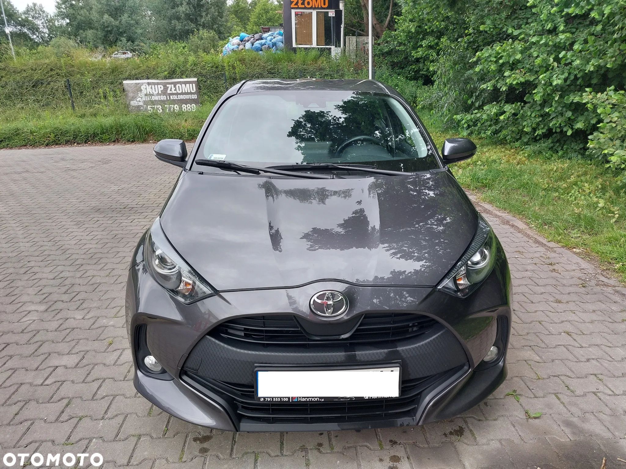 Toyota Yaris 1.5 Comfort - 1