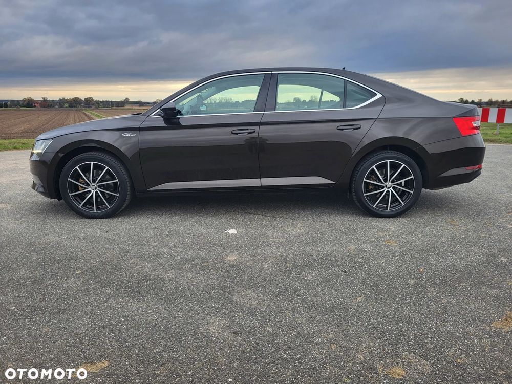 Skoda Superb 2.0 TDI 4x4 Ambition - 7