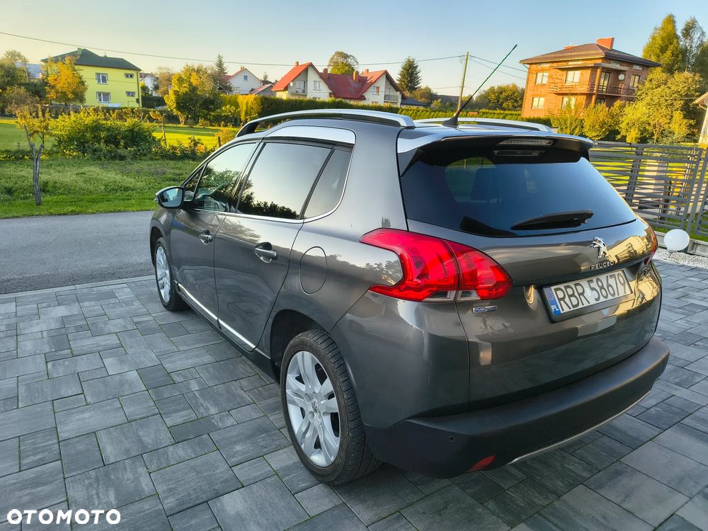 Peugeot 2008 PureTech 82 Allure - 5