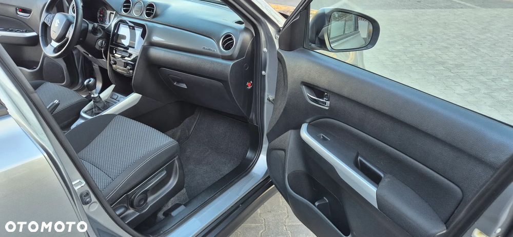 Suzuki Vitara 1.6 DDiS (4x4) Allgrip Comfort - 6