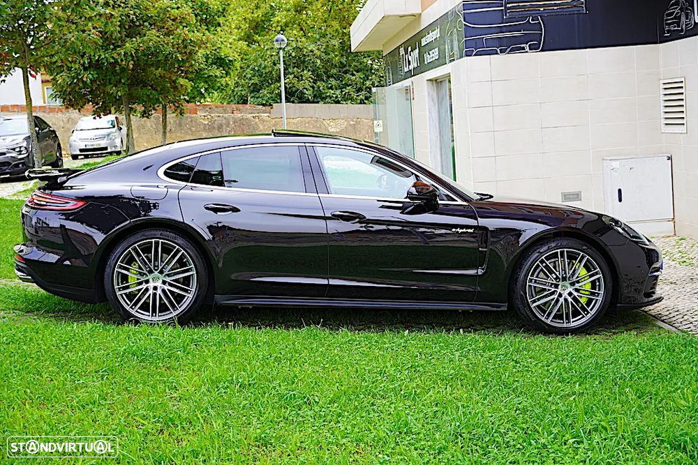 Porsche Panamera 4 E-Hybrid - 13