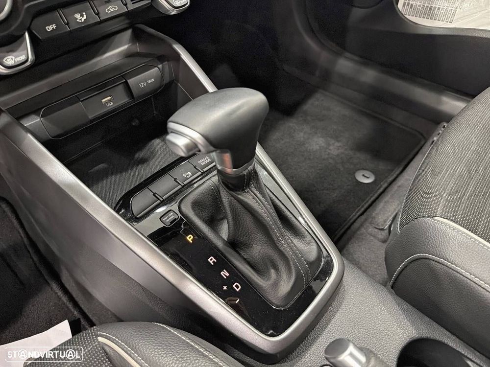 Kia Stonic - 19