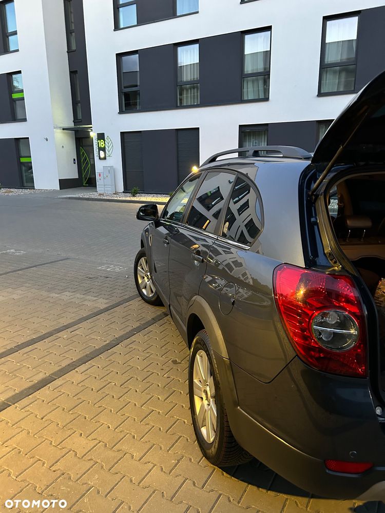 Chevrolet Captiva 3.2 LT high - 31