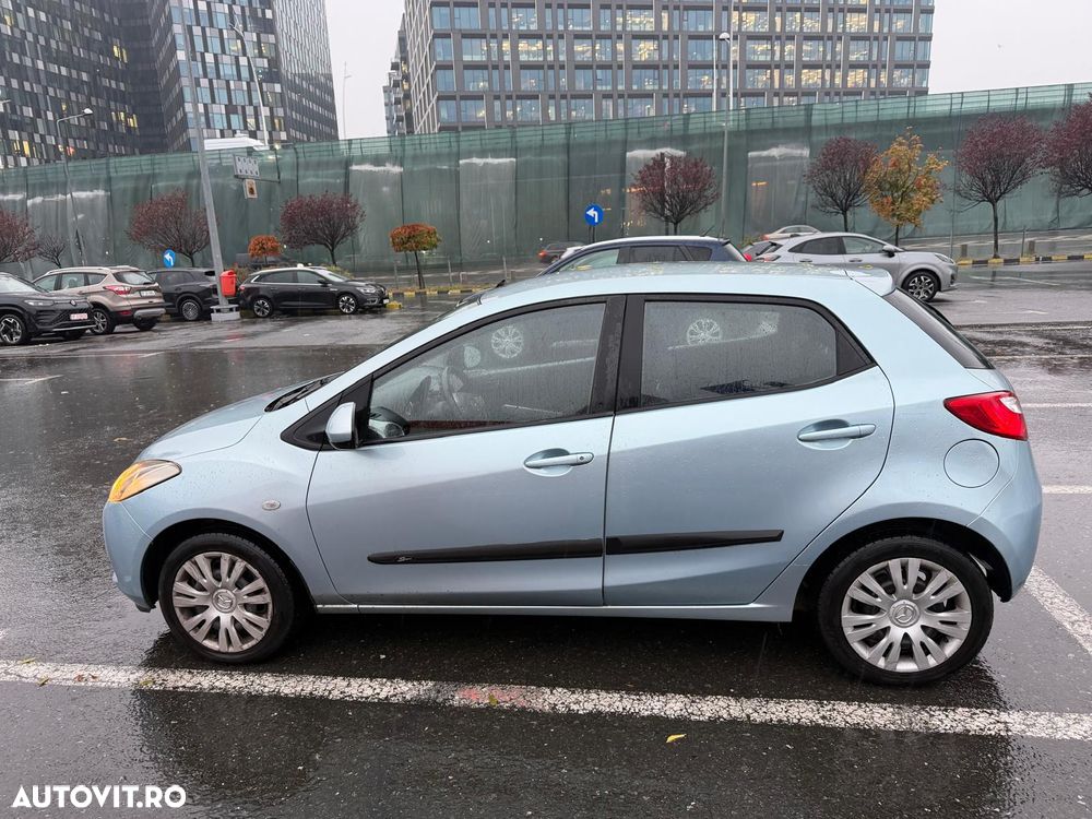 Mazda 2 - 3