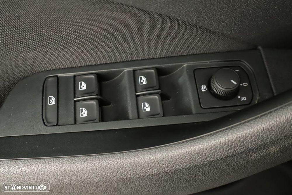 Skoda Kamiq 1.0 TSI DSG - 19