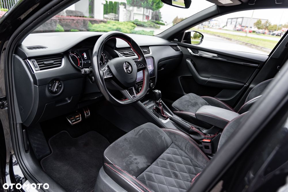 Skoda Octavia 2.0 TSI RS 230 DSG - 17