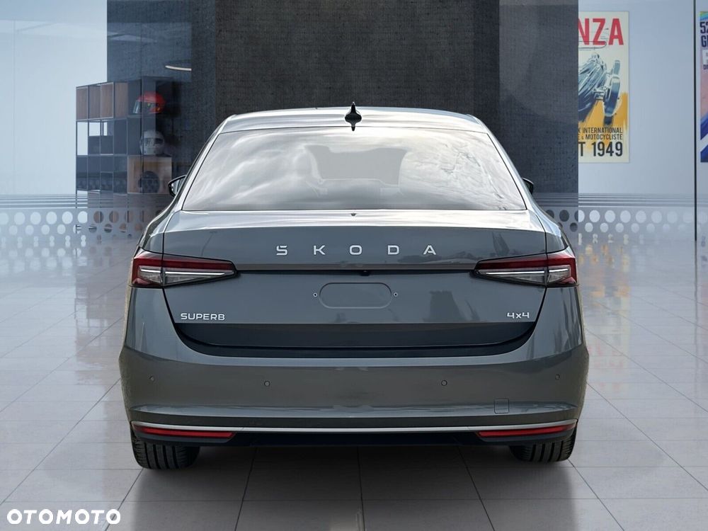 Skoda Superb 2.0 TDI SCR 4x4 L&K DSG - 12