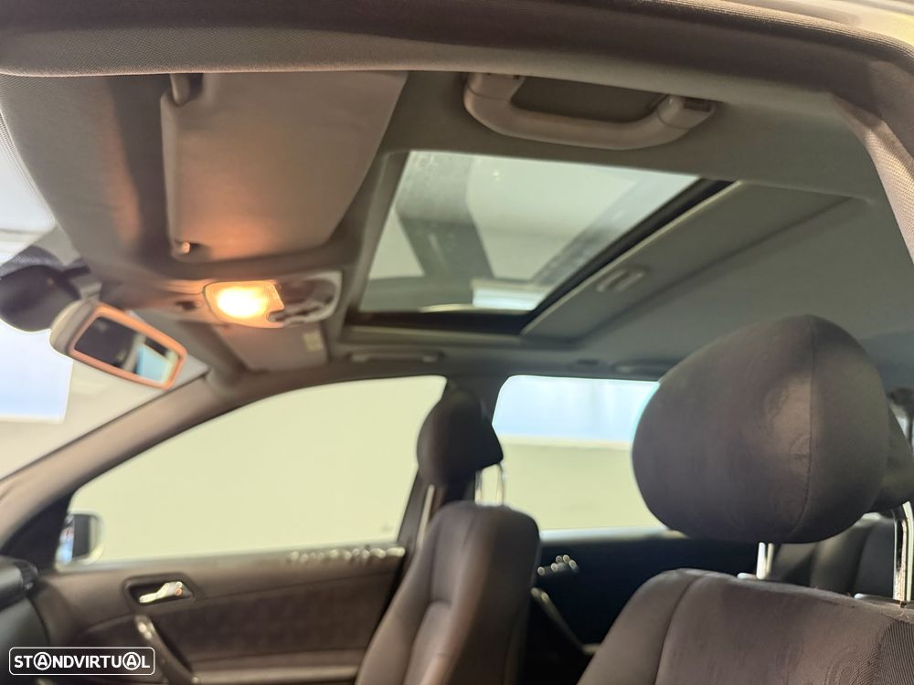 Mercedes-Benz C 220 - 13