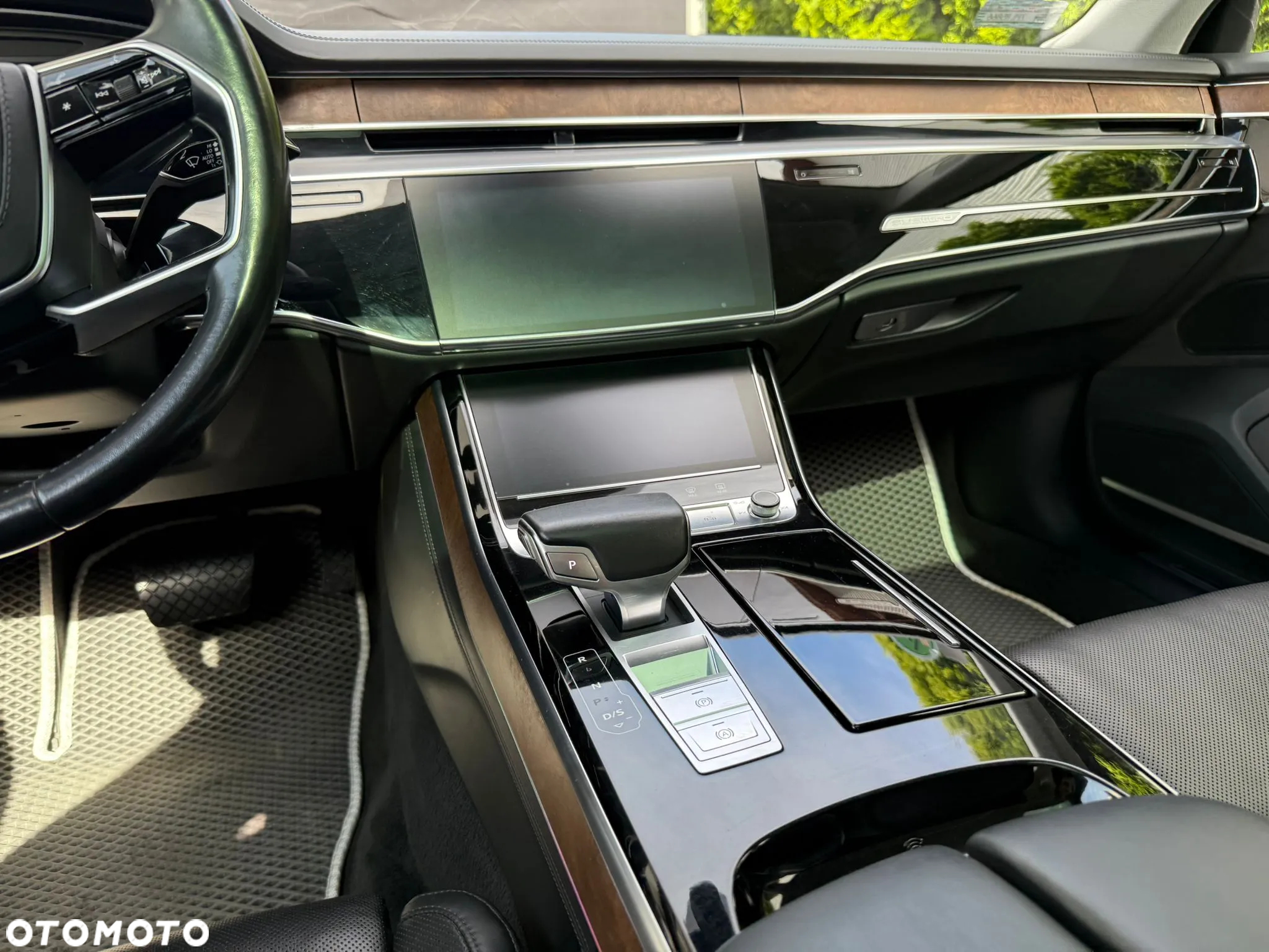 Audi A8 - 21